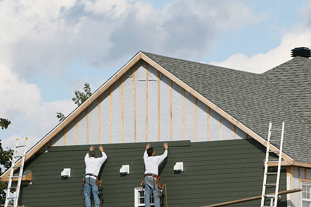 Professional Siding Replacement technician working in Blairs Mills, PA